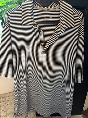 Men’s Walter Hagen Striped Navy and White Polo Shirt sz M
